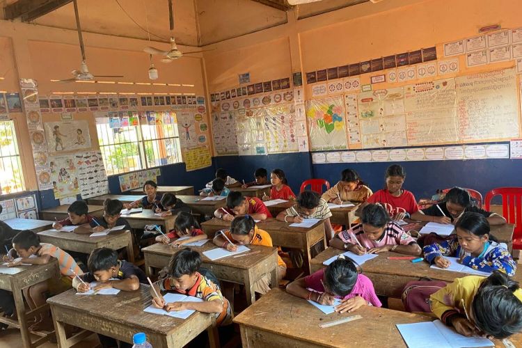 English Teaching Program 2025